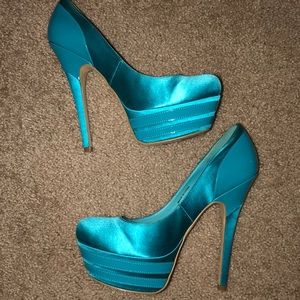 Bebe heels